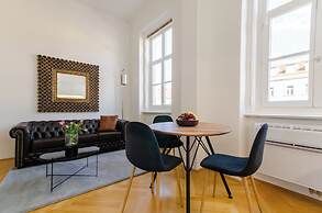 Charming Apartments Near City Centre