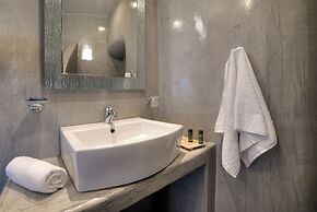 Remvi Suites