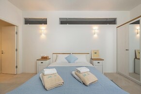 Luxurious Villa Ioli Paros