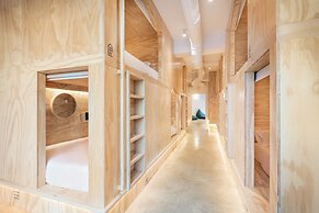 Colo Colo. The Smart Hostel Valencia