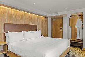 Otter Hotel