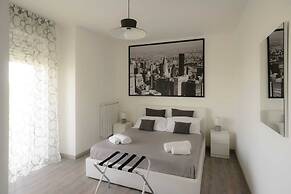 LUXURY 2
