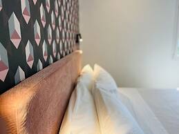 Marina Boutique Rooms