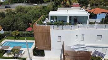 Marina Boutique Rooms