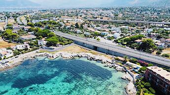 Marina Boutique Rooms