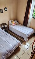 Hostel Coati Place Bed & Breakfast