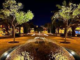 Stunning 2 bed Villa With Private Salt Water Pool