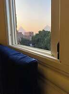 Farsha Pyramids Inn