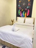 Farsha Pyramids Inn