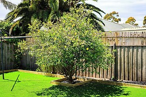 StayAU Spacious Stay Point Cook