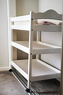 StayAU Spacious Stay Point Cook