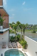 Villa Maverick