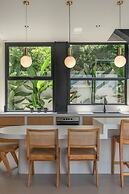 Villa Maverick