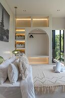 Villa Maverick