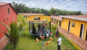 007 Universe Resort