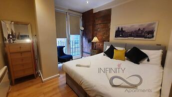 Contractor Bookers at Infinity Apartments