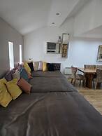 Contractor Bookers at Infinity Apartments
