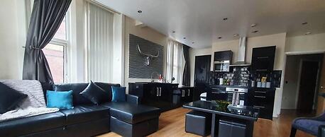 Contractor Bookers at Infinity Apartments