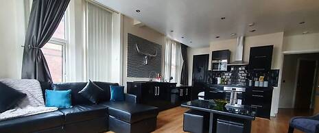 Contractor Bookers at Infinity Apartments