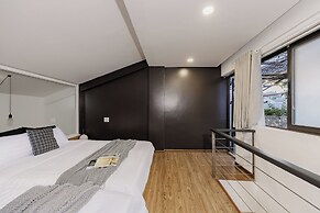 The K'rin Villa