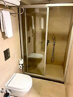 Aven Hotel
