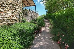 Lush Farmhouse in Umbertide With Pool