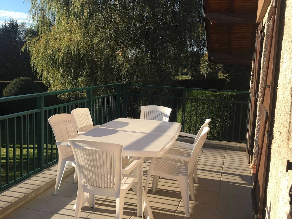 Elegant Chalet in Gerbepal in Cosy Environment