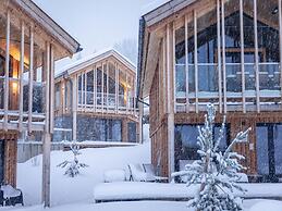 Majestic Chalet With Pool and Sauna