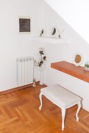 Red Clay SPA Apartments