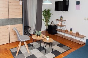 Red Clay SPA Apartments