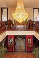 Red Clay SPA Apartments