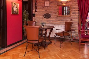 Red Clay SPA Apartments