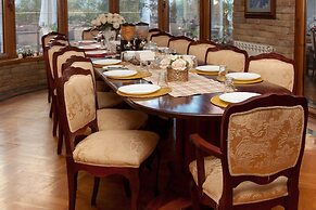 Red Clay SPA Apartments