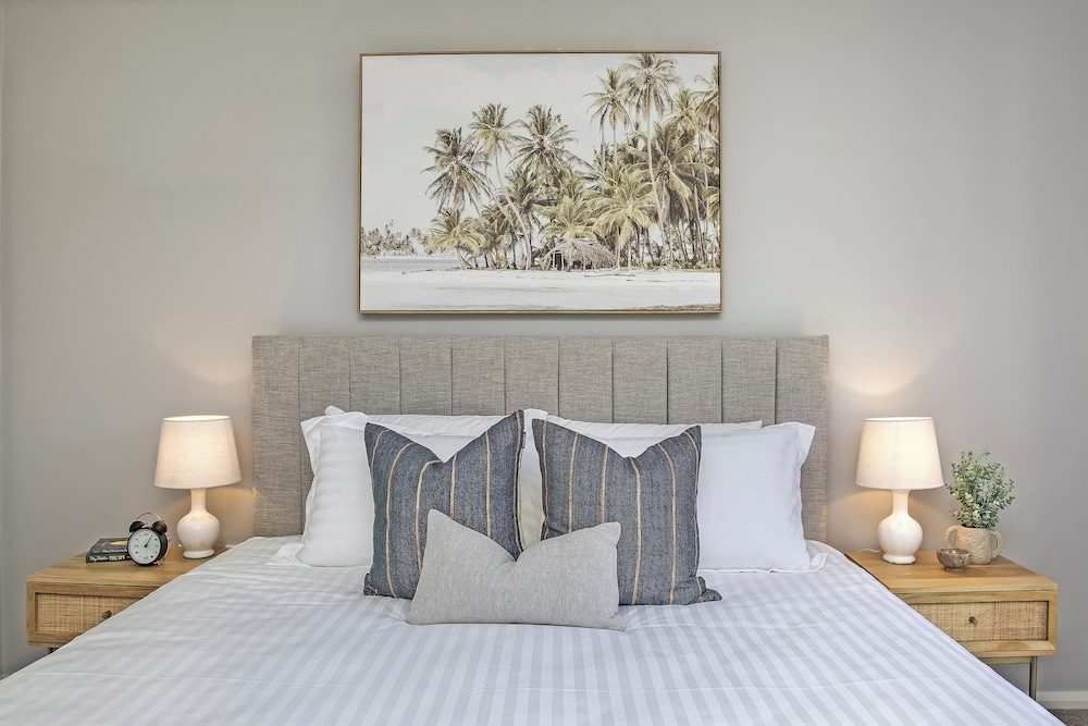 Shelly Beach Serenity
