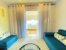 Mfalme Beachfront Apartments