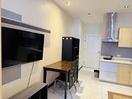 Gramercy Residences 1 bedroom w Balcony