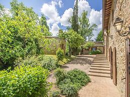 Unique Country House in an old Hamlet
