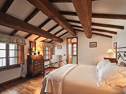 Unique Country House in an old Hamlet