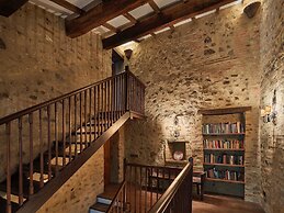 Unique Country House in an old Hamlet