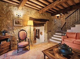 Unique Country House in an old Hamlet