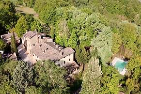 Unique Country House in an old Hamlet