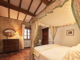 Unique Country House in an old Hamlet