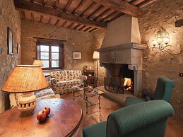 Unique Country House in an old Hamlet