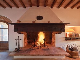 Unique Country House in an old Hamlet