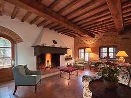 Unique Country House in an old Hamlet