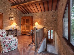 Unique Country House in an old Hamlet