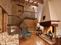 Unique Country House in an old Hamlet