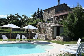 Restful Villa in Largentiere With Swimming Pool