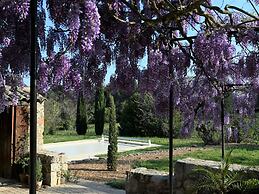 Restful Villa in Largentiere With Swimming Pool