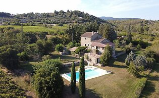 Restful Villa in Largentiere With Swimming Pool